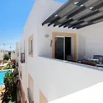 Quinta Gomeira 146 Apartamento